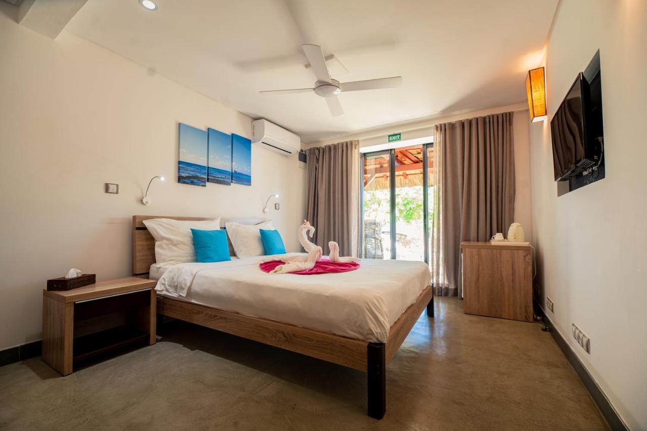 Toparadis Guest House Pereybere Beach Екстериор снимка