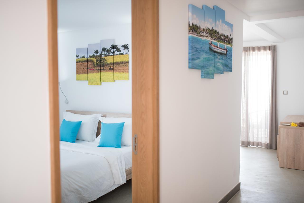 Toparadis Guest House Pereybere Beach Екстериор снимка