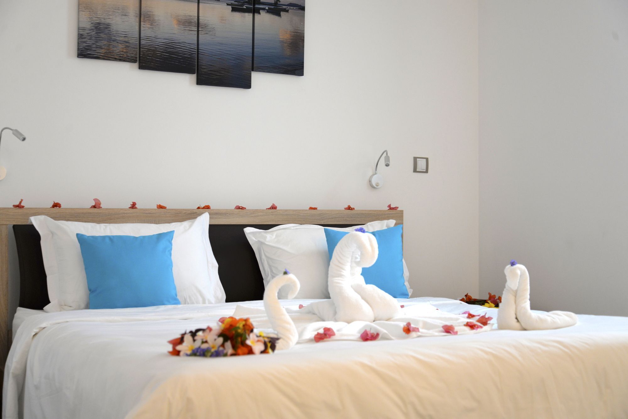 Toparadis Guest House Pereybere Beach Екстериор снимка